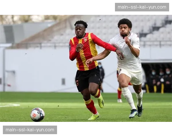 欧战席位之争：朗斯全力备战与里尔的直接对话