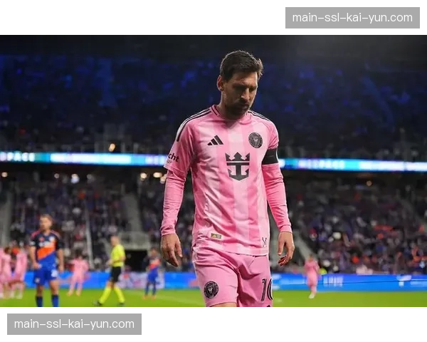 官方全场最佳：勒沃库森中场帕拉西奥斯当选对阵沃尔夫斯堡一役MVP